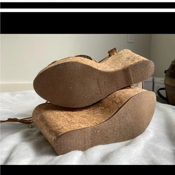 Steve Madden Wynwood brown/tan Raffia Ankle Strap Wedge Sandals 8 - Picture 2 of 8